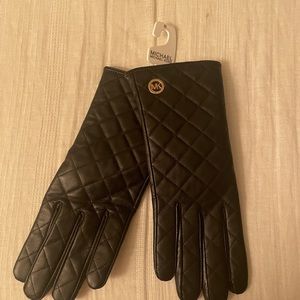 Michael Kors winter gloves